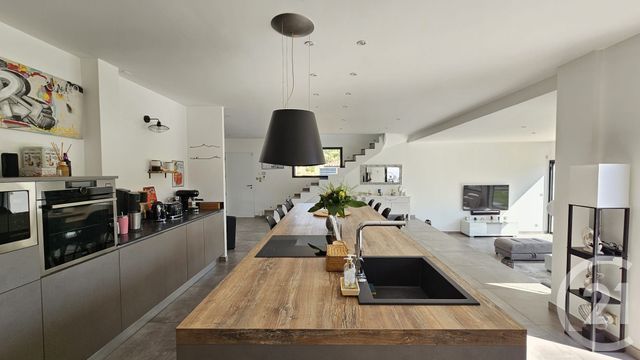 maison à vendre - 4 pièces - 150.0 m2 - ENSUES LA REDONNE - 13 - PROVENCE-ALPES-COTE-D-AZUR - Century 21 Côte Bleue