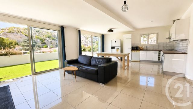 Appartement T3 à vendre - 3 pièces - 82.0 m2 - CARRY LE ROUET - 13 - PROVENCE-ALPES-COTE-D-AZUR - Century 21 Côte Bleue